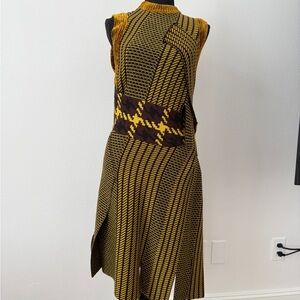 Philips 3.1 Yellow and Black Patterned Dress